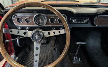 Ford-Mustang-1965-Red-Black-3