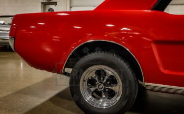 Ford-Mustang-1965-Red-Black-31