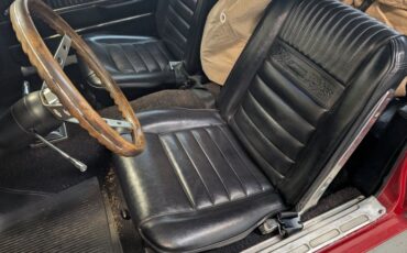 Ford-Mustang-1965-Red-Black-8