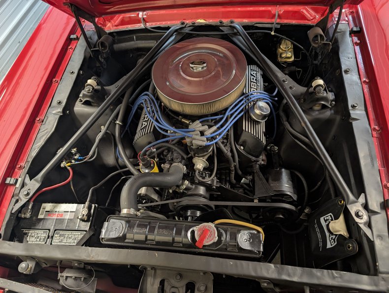 Ford-Mustang-1965-Red-Black-9