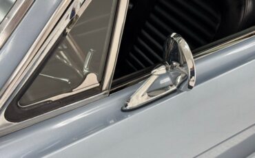 Ford-Mustang-1965-Silver-Blue-Black-24