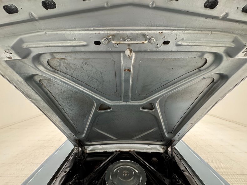 Ford-Mustang-1965-Silver-Blue-Black-28