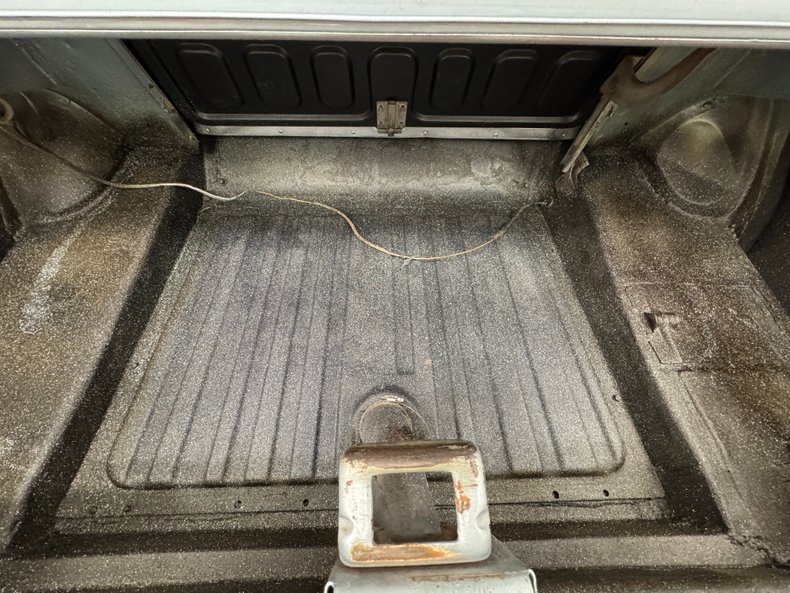 Ford-Mustang-1965-Silver-Blue-Black-34