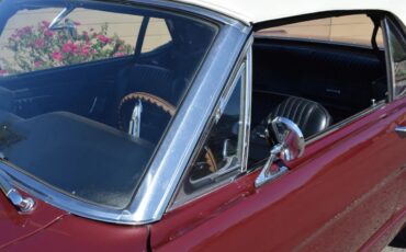 Ford-Mustang-1965-Vintage-Burgundy-Black-10