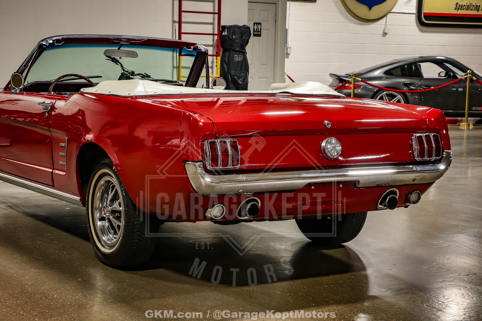 Ford-Mustang-1966-Red-Red-12