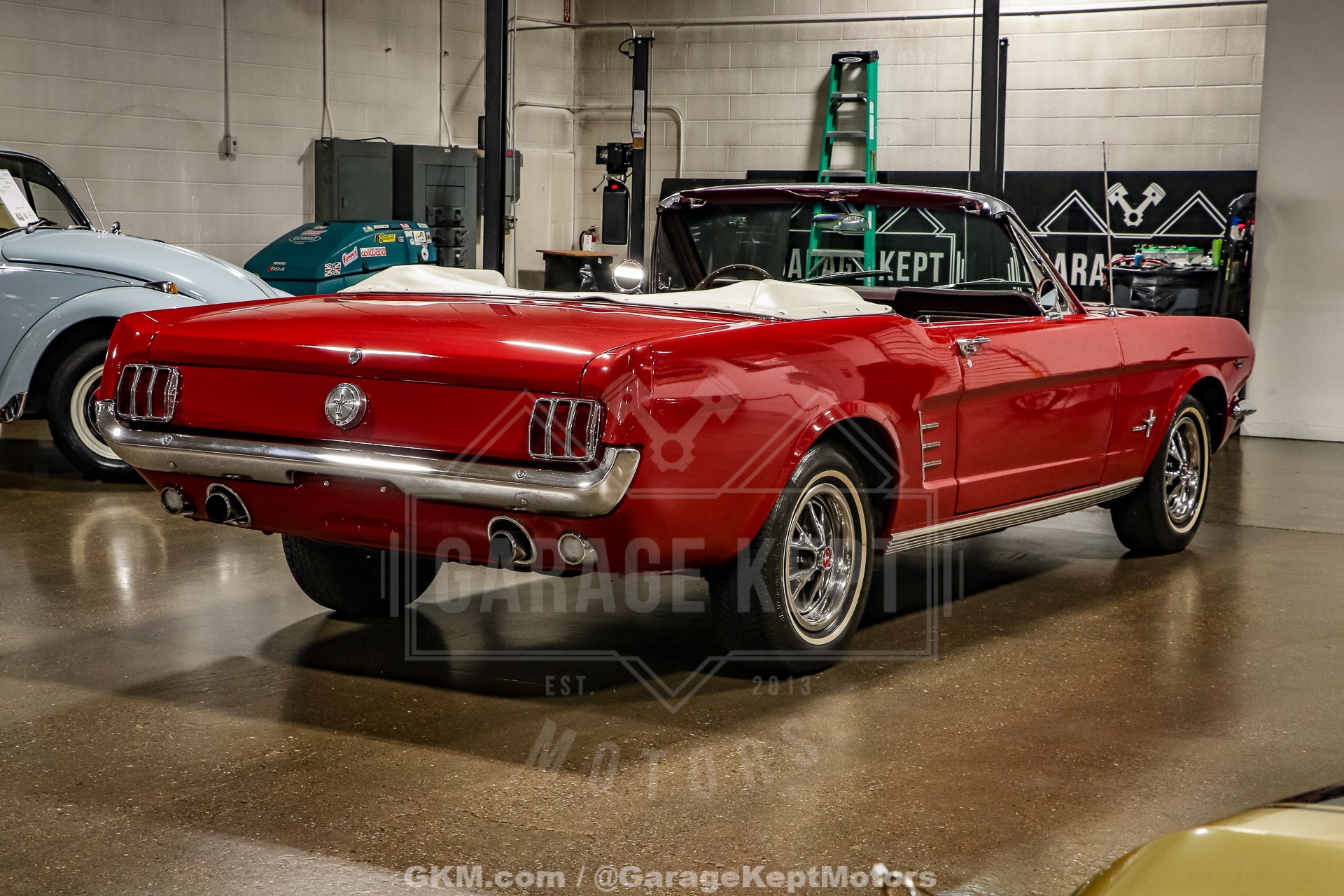 Ford-Mustang-1966-Red-Red-28