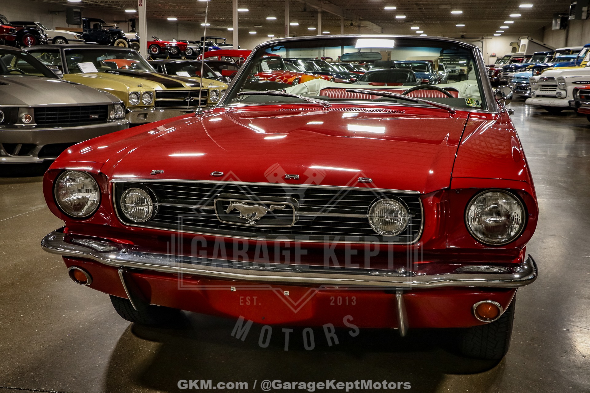 Ford-Mustang-1966-Red-Red-31