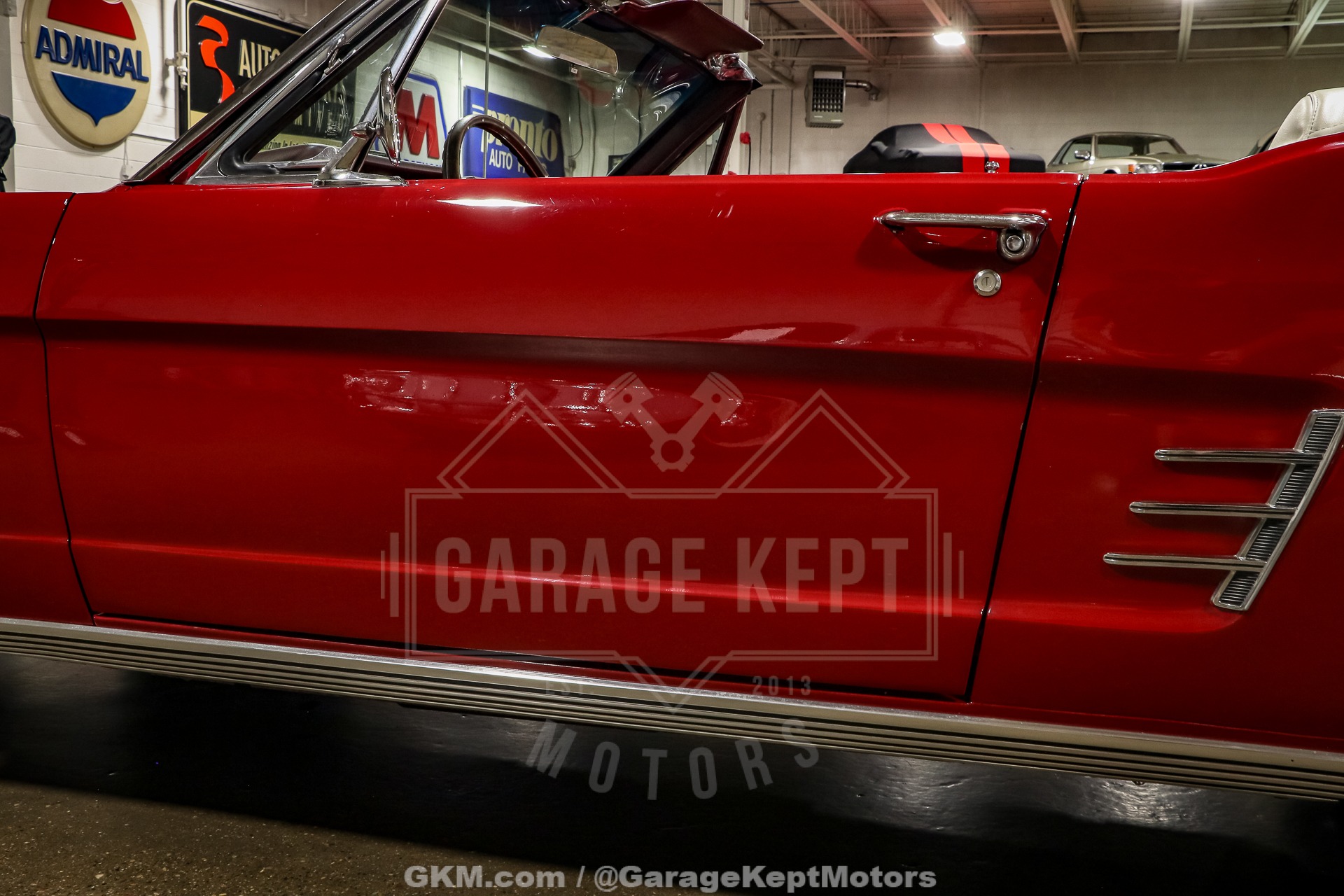 Ford-Mustang-1966-Red-Red-42