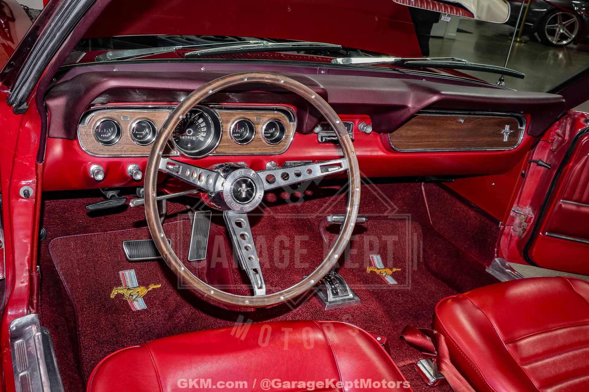 Ford-Mustang-1966-Red-Red-45