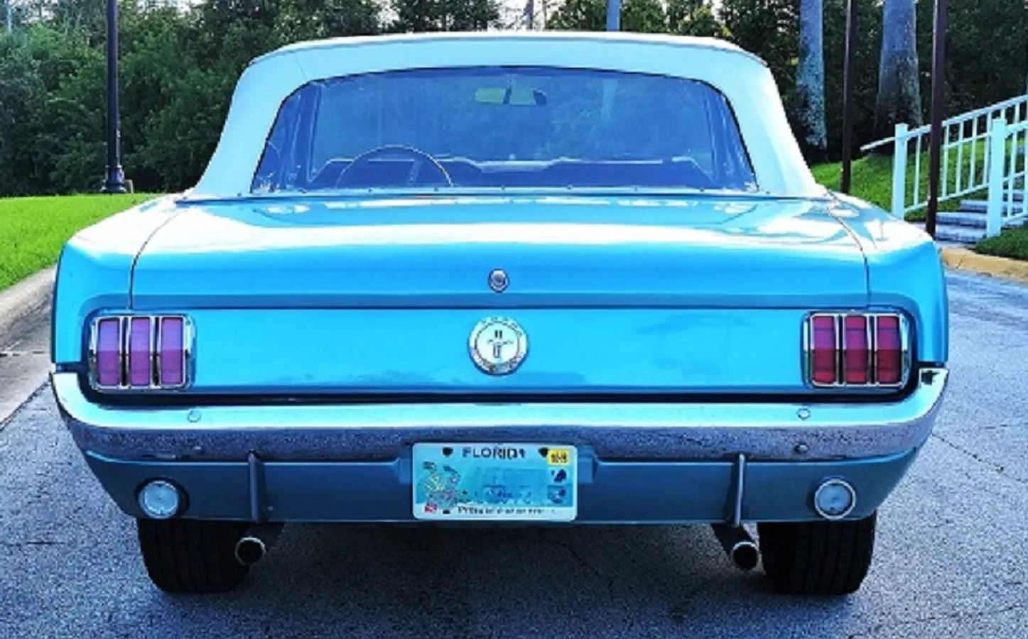 Ford-Mustang-1966-Tahoe-Turquoise-White-1
