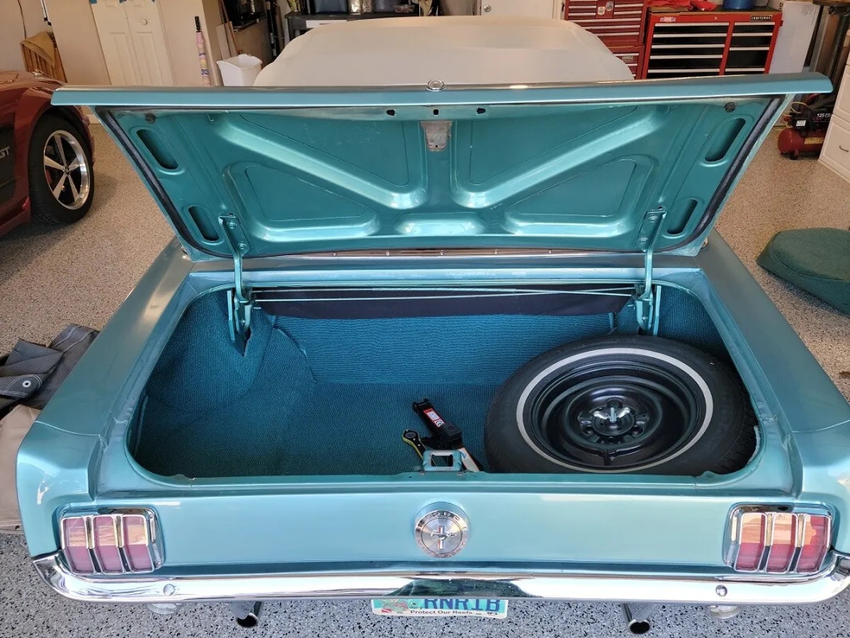 Ford-Mustang-1966-Tahoe-Turquoise-White-19