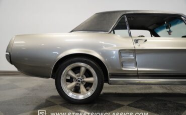 Ford-Mustang-1967-Graphite-Gray-Black-1