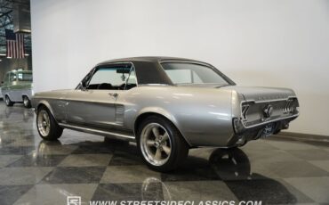 Ford-Mustang-1967-Graphite-Gray-Black-13