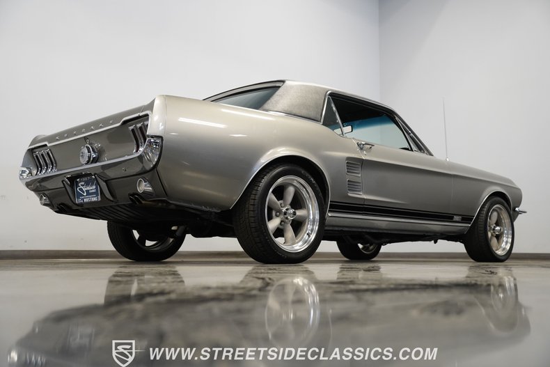 Ford-Mustang-1967-Graphite-Gray-Black-15