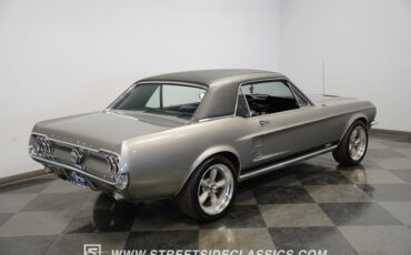 Ford-Mustang-1967-Graphite-Gray-Black-17