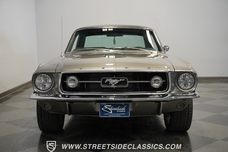Ford-Mustang-1967-Graphite-Gray-Black-24