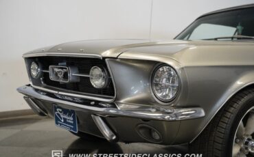 Ford-Mustang-1967-Graphite-Gray-Black-26