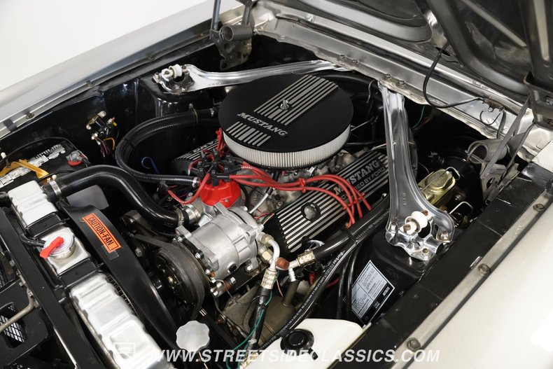 Ford-Mustang-1967-Graphite-Gray-Black-33