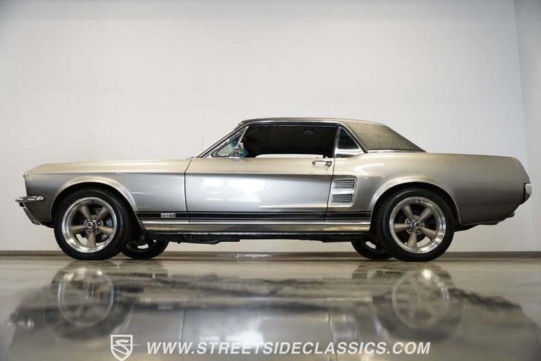 Ford-Mustang-1967-Graphite-Gray-Black-8