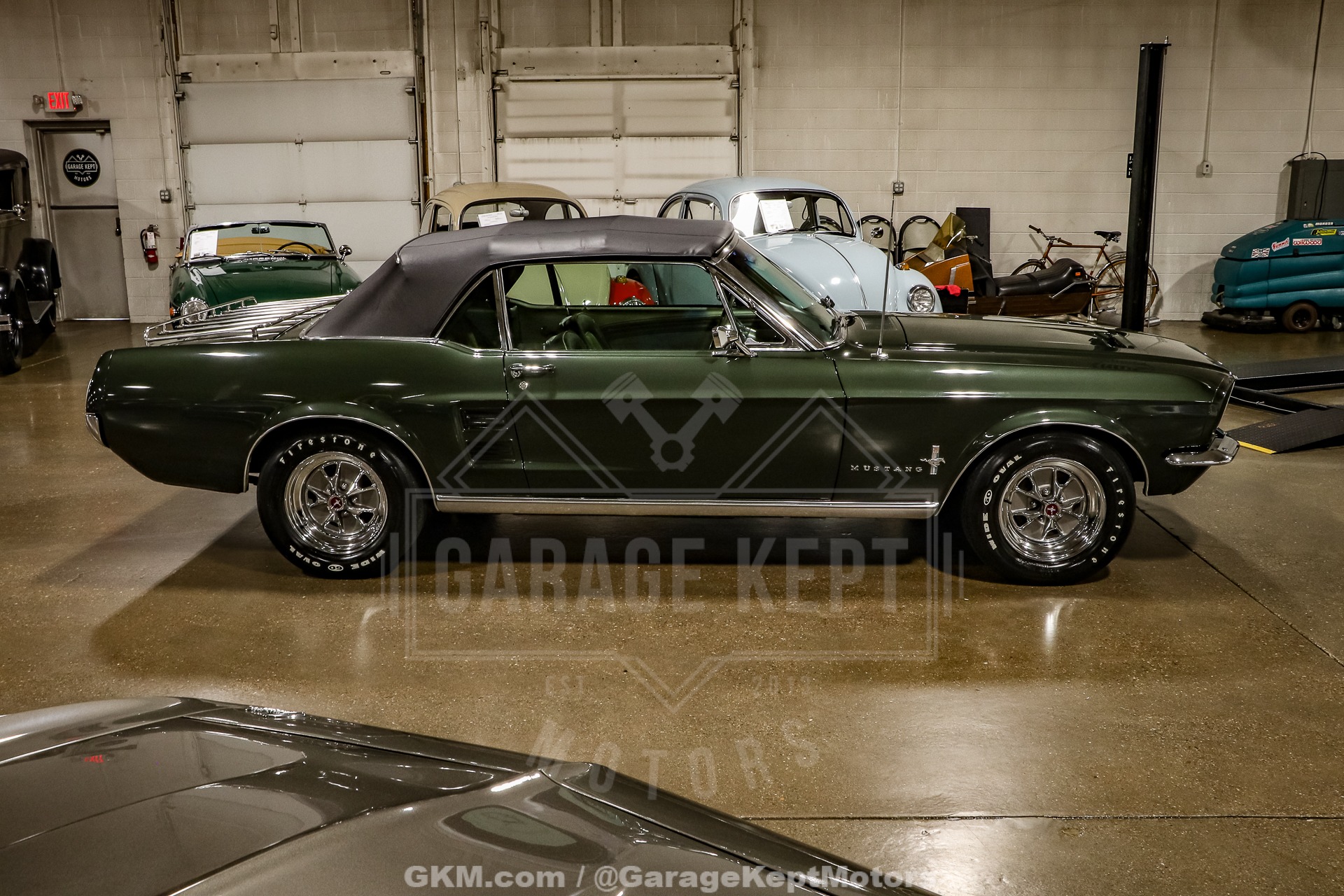 Ford-Mustang-1967-Green-Green-12