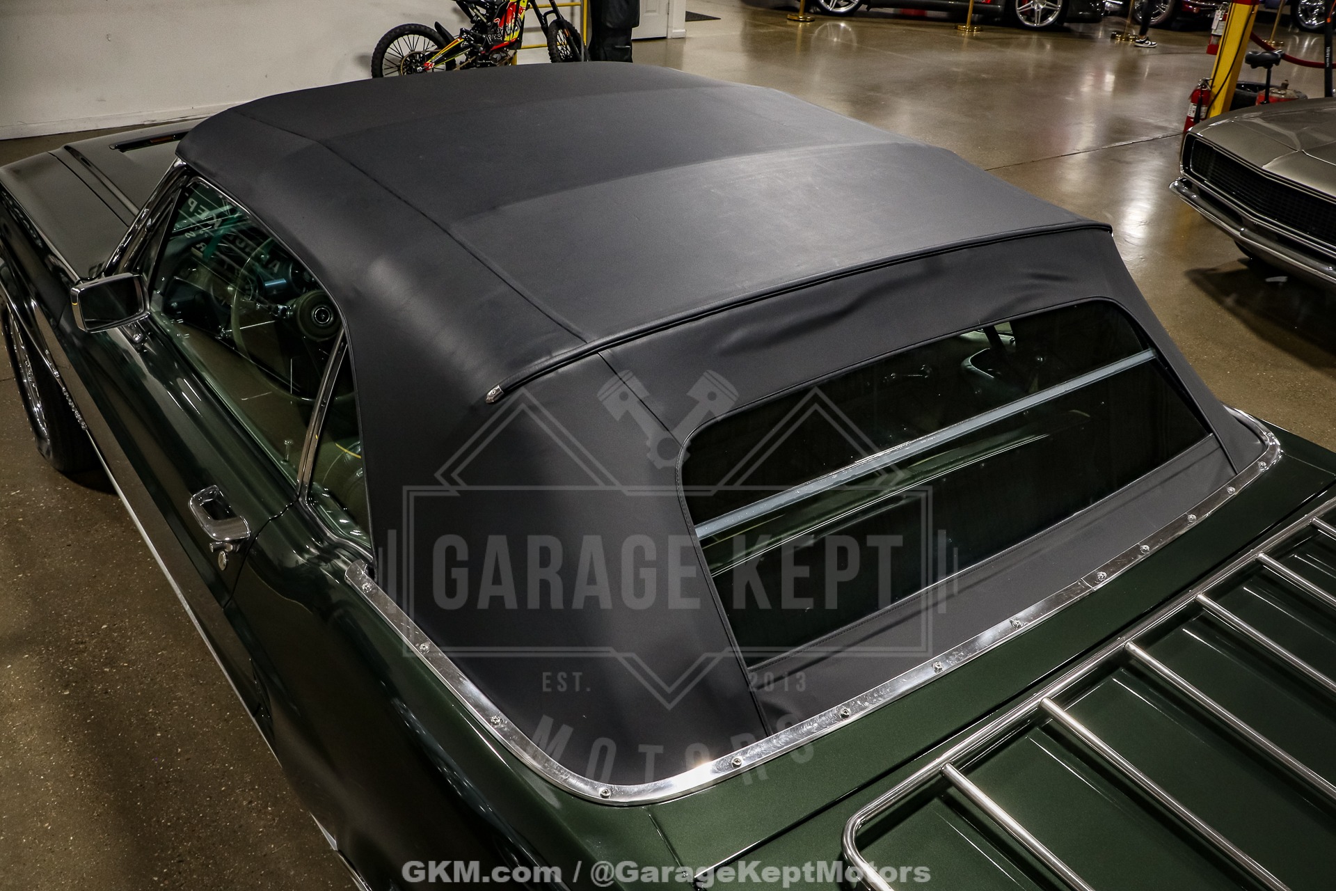 Ford-Mustang-1967-Green-Green-16