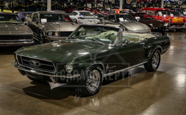 Ford-Mustang-1967-Green-Green-22