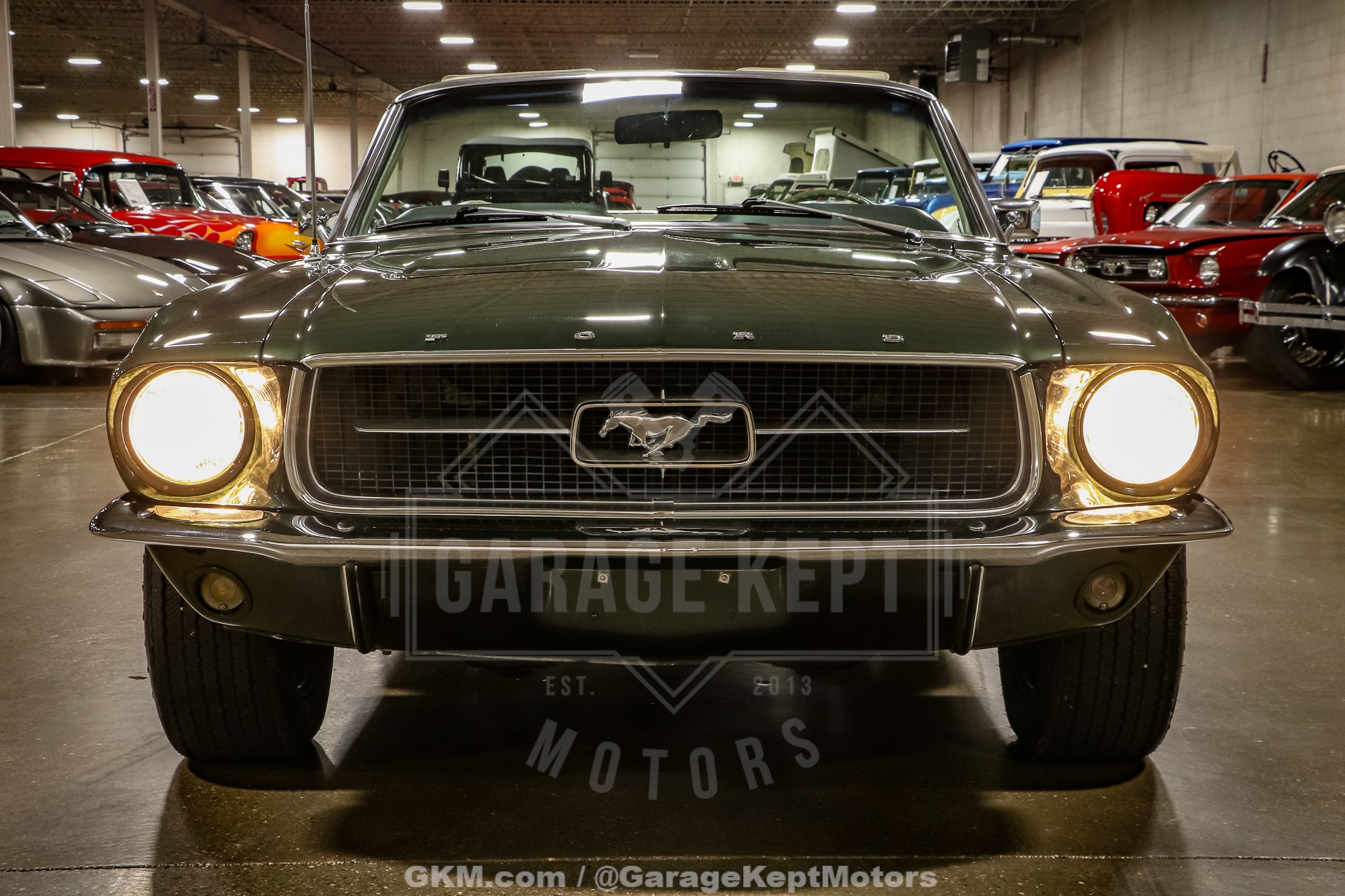 Ford-Mustang-1967-Green-Green-38
