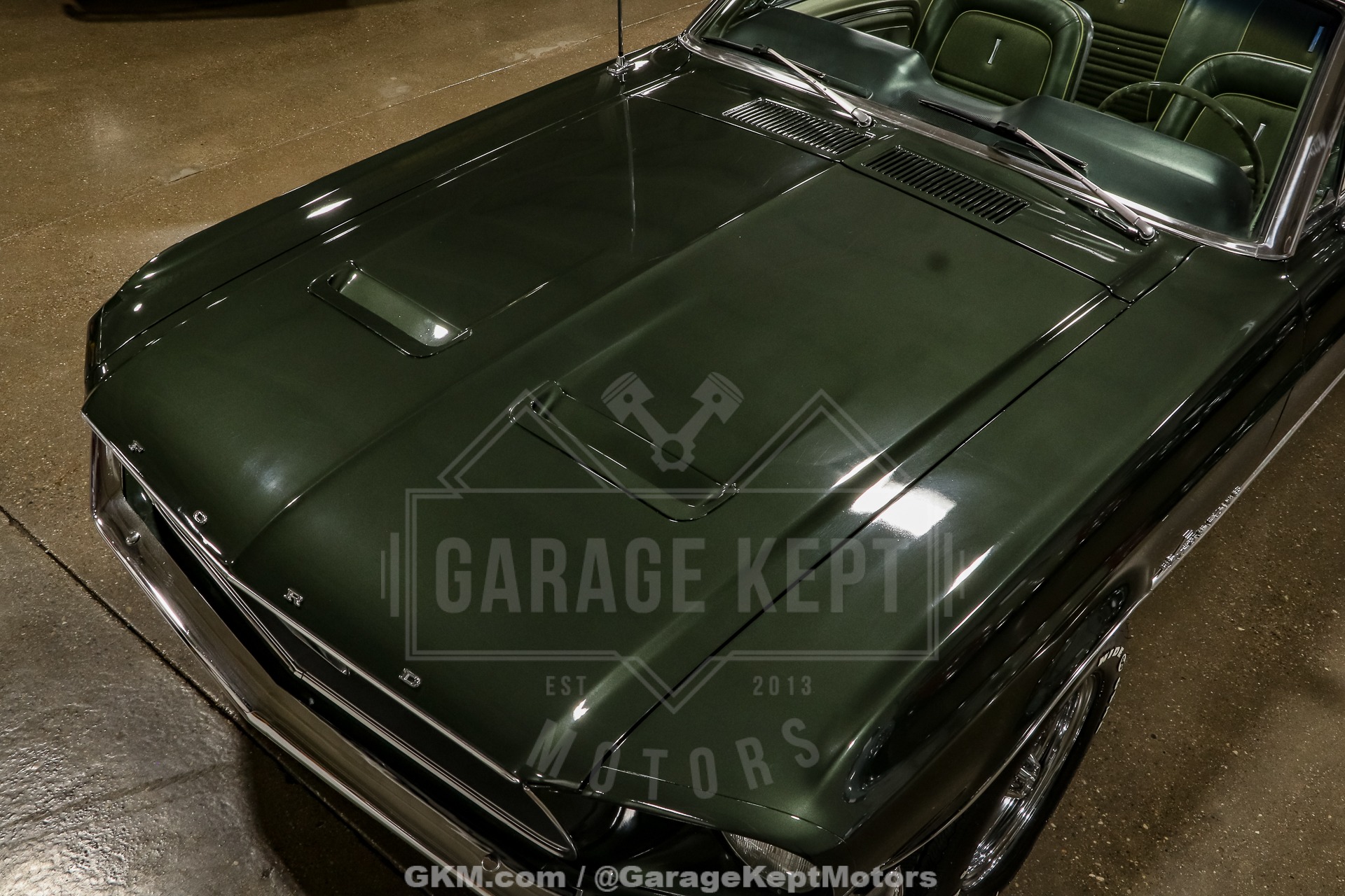 Ford-Mustang-1967-Green-Green-41