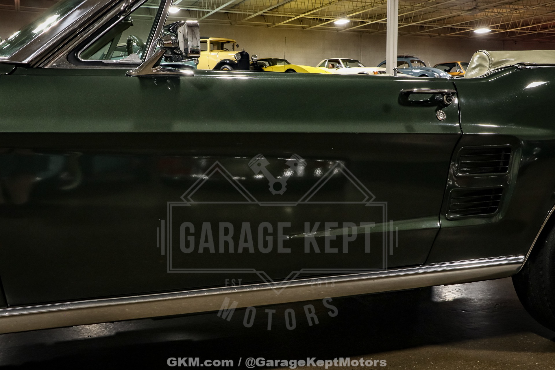 Ford-Mustang-1967-Green-Green-46