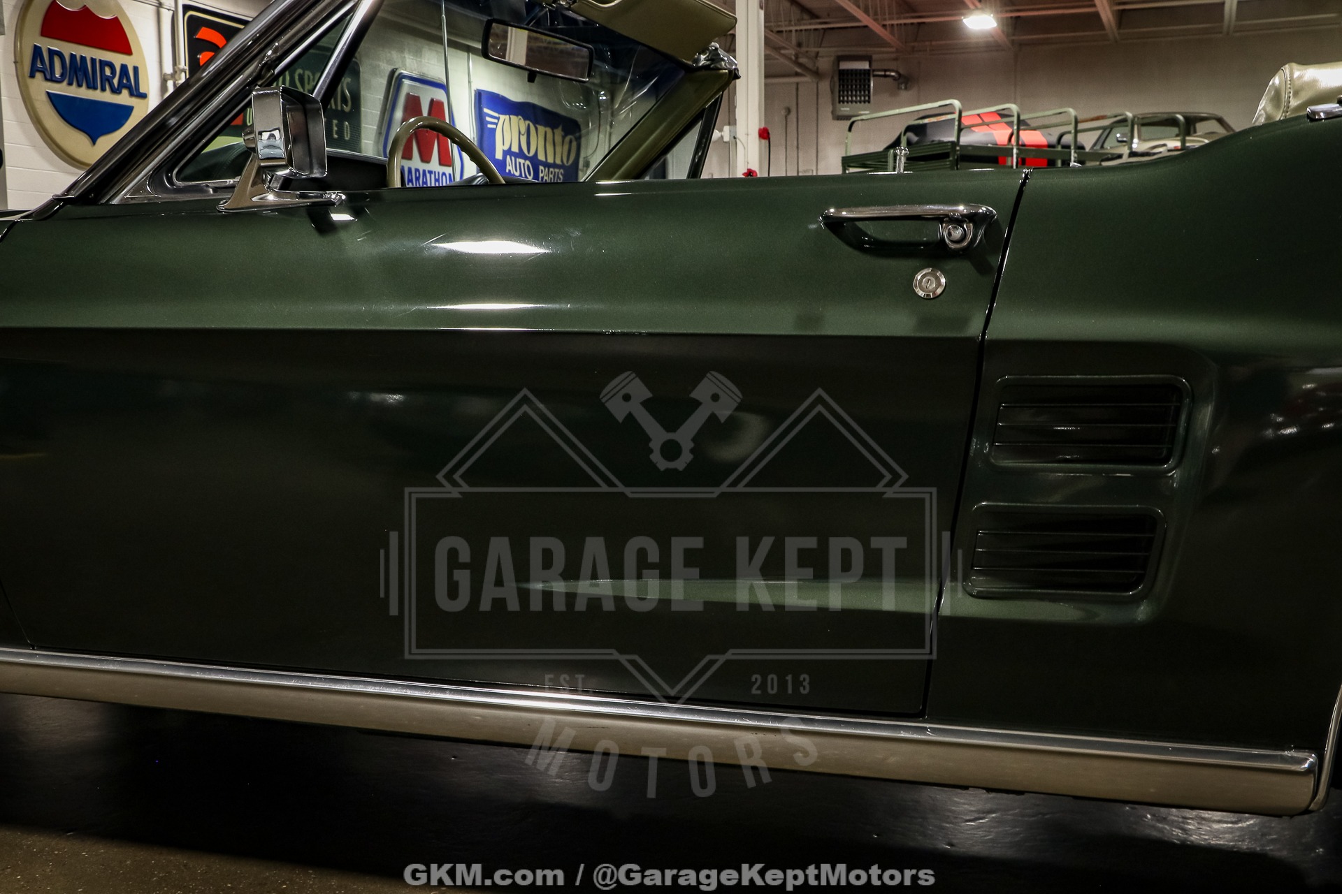 Ford-Mustang-1967-Green-Green-47