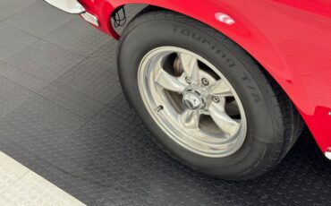 Ford-Mustang-1968-Rangoon-Red-Black-16