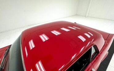 Ford-Mustang-1968-Rangoon-Red-Black-20