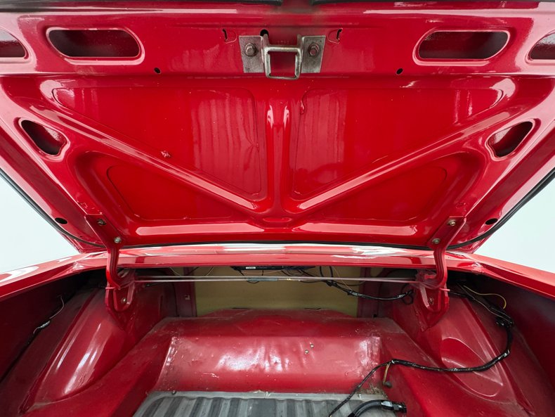 Ford-Mustang-1968-Rangoon-Red-Black-28