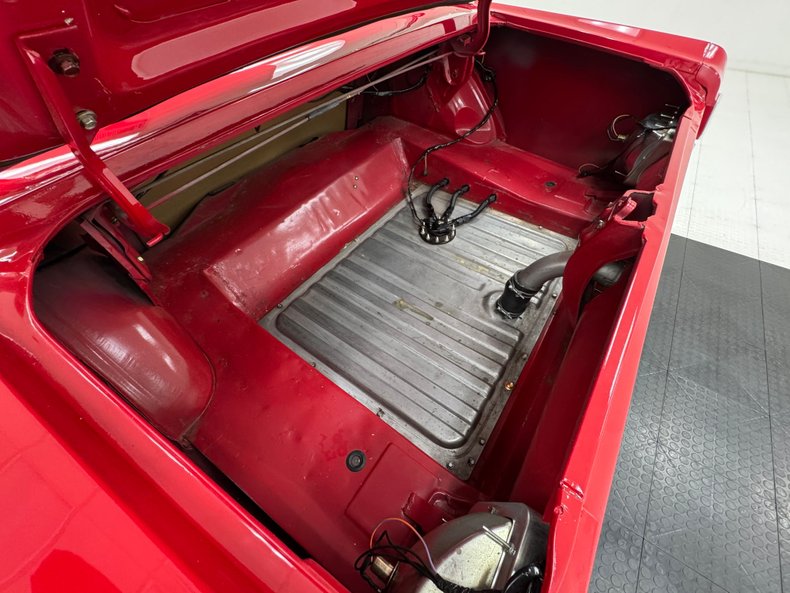 Ford-Mustang-1968-Rangoon-Red-Black-29