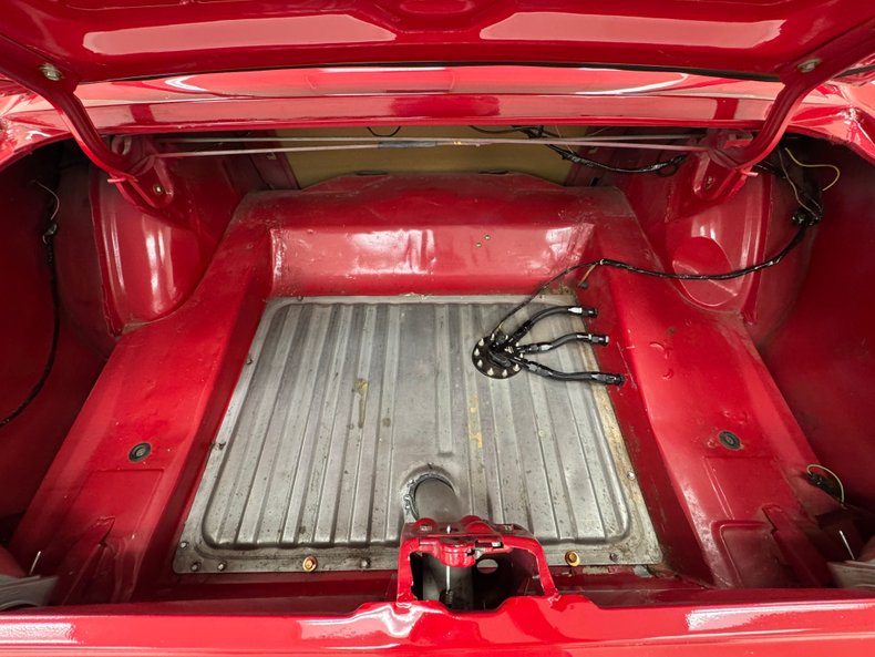 Ford-Mustang-1968-Rangoon-Red-Black-30