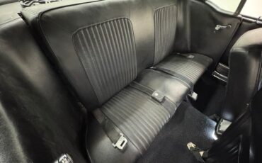 Ford-Mustang-1968-Rangoon-Red-Black-37