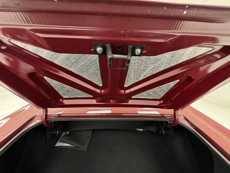 Ford-Mustang-1969-Maroon-Black-13