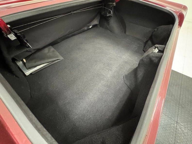 Ford-Mustang-1969-Maroon-Black-14