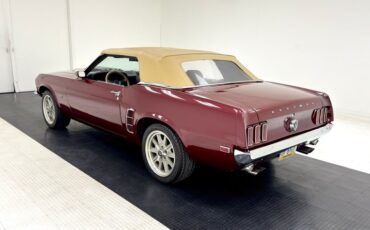 Ford-Mustang-1969-Maroon-Black-22