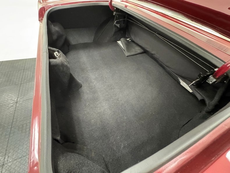 Ford-Mustang-1969-Maroon-Black-23