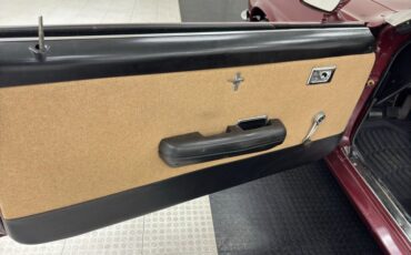 Ford-Mustang-1969-Maroon-Black-24