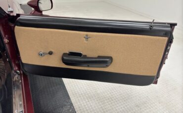 Ford-Mustang-1969-Maroon-Black-25