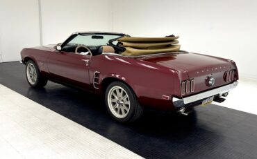Ford-Mustang-1969-Maroon-Black-37