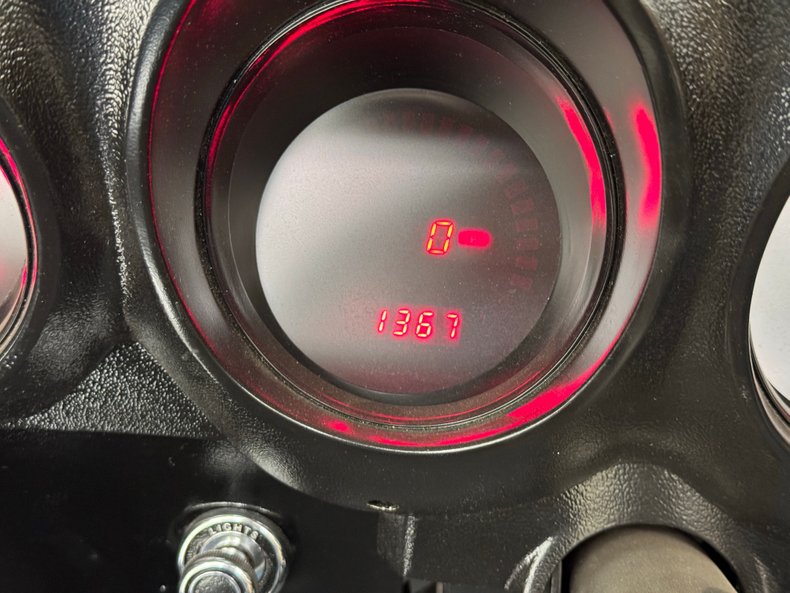 Ford-Mustang-1969-Maroon-Black-9