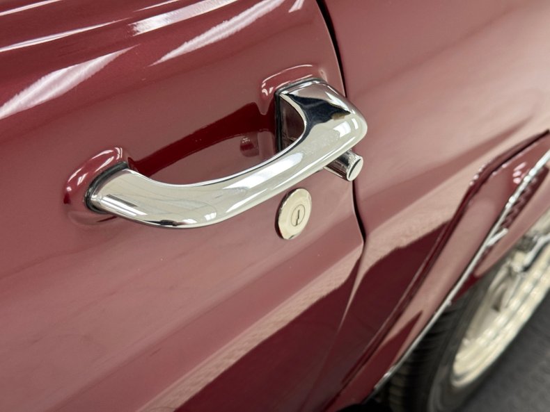 Ford-Mustang-1969-Maroon-Black