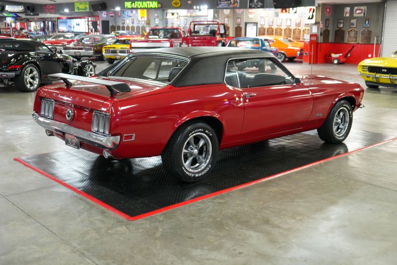 Ford-Mustang-1970-Red-Black-11