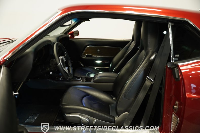 Ford-Mustang-1970-Red-Black-11