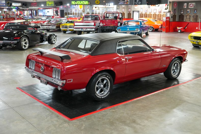 Ford-Mustang-1970-Red-Black-19
