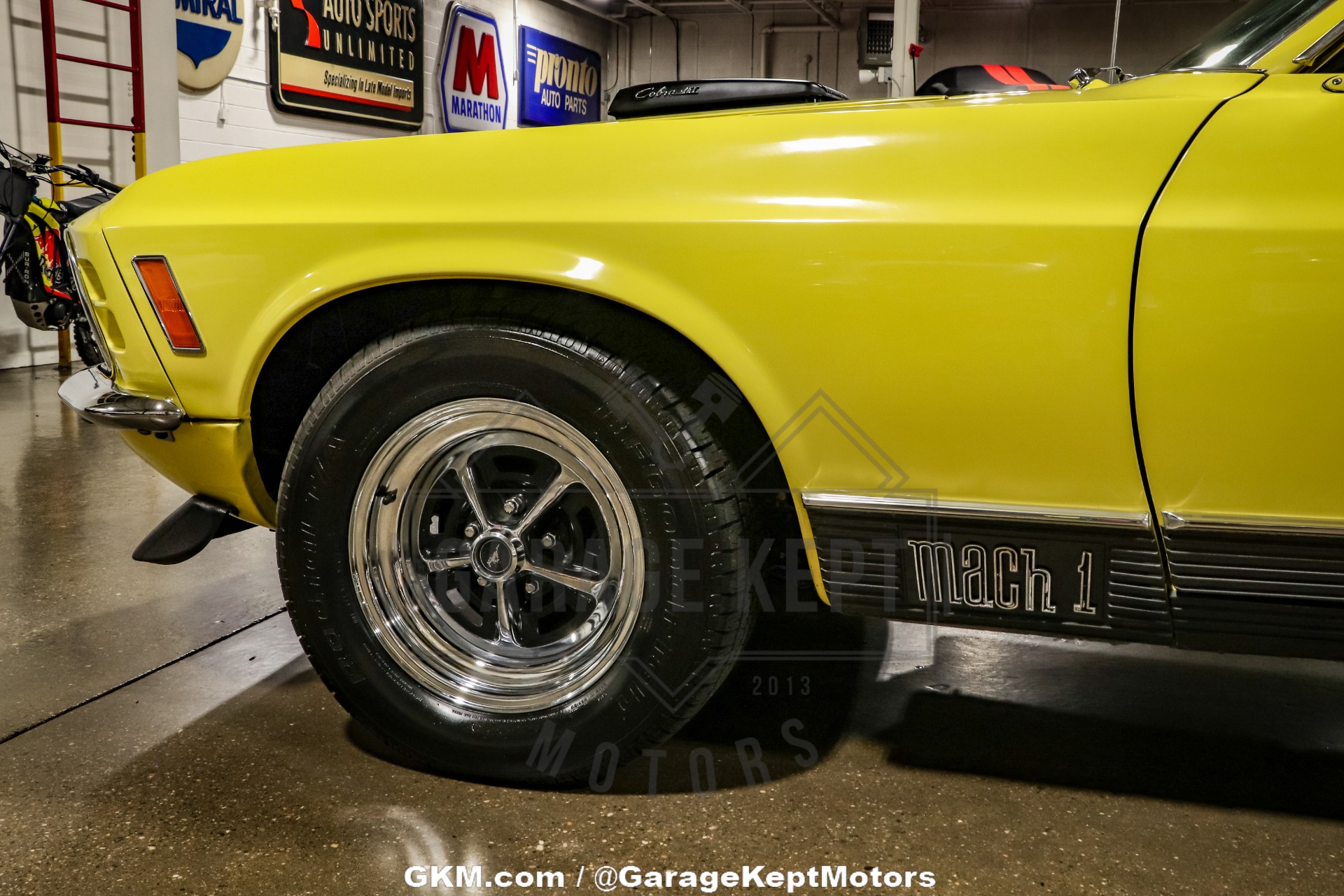 Ford-Mustang-1970-Yellow-Black-12