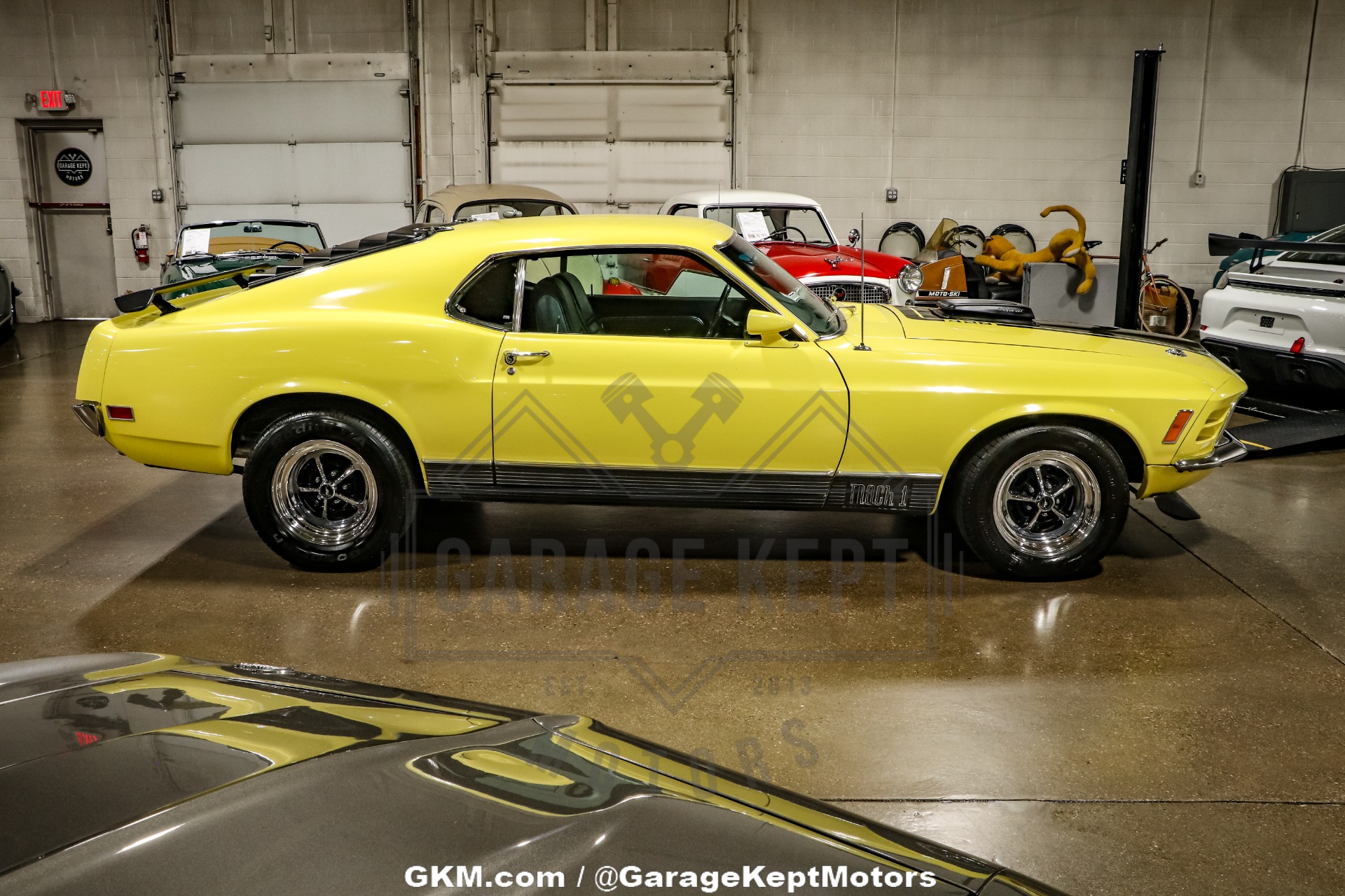 Ford-Mustang-1970-Yellow-Black-27
